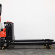 Elektrický paletový vozík EP F4 - použitý