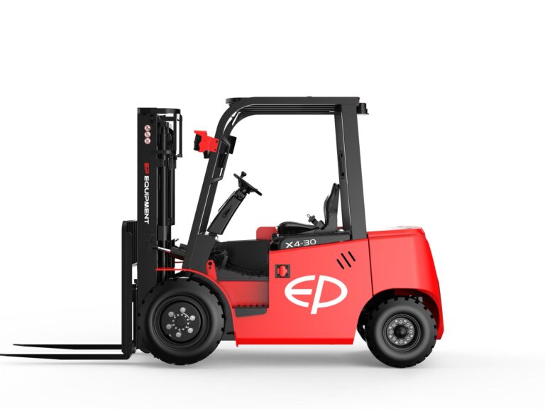 Čelní vysokozdvižný vozík EFL303X4